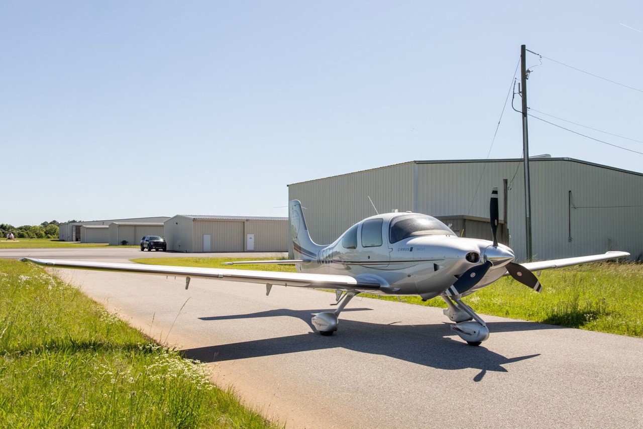 2011 Cirrus SR22T — photo 4