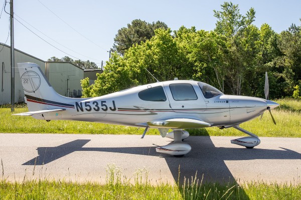 2011 Cirrus SR22T — photo 5