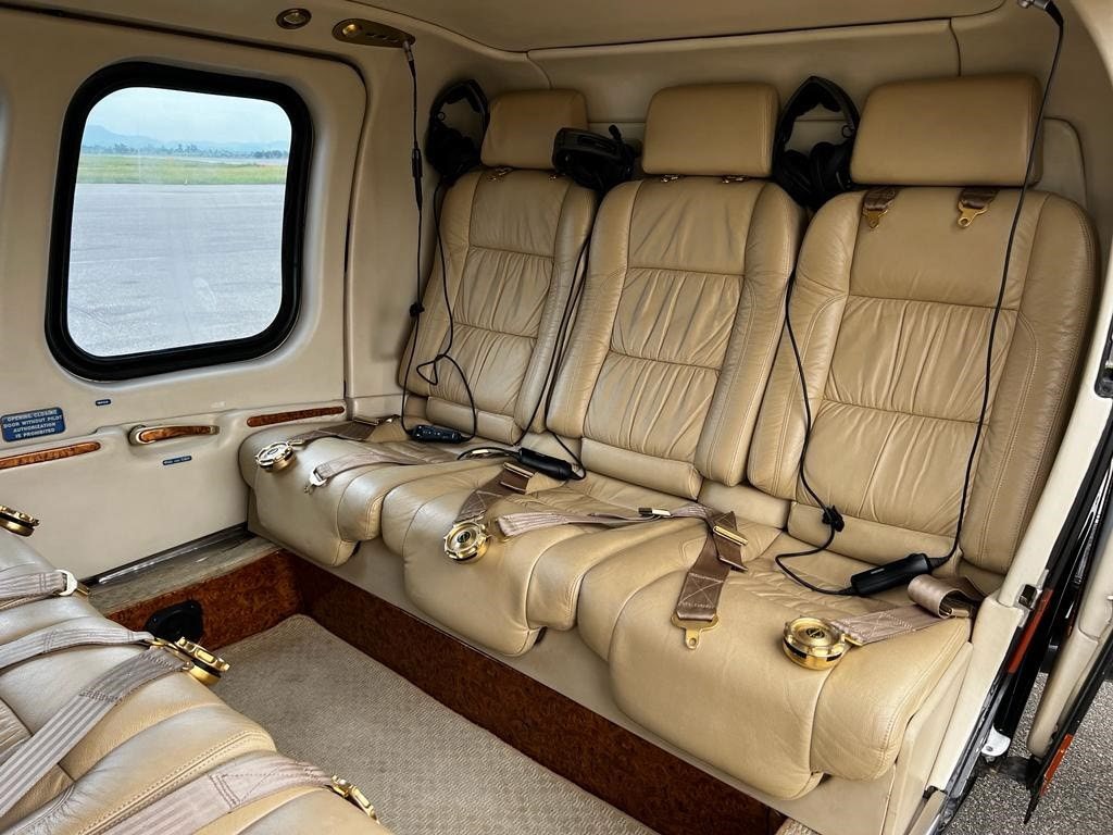 2005 Agusta AW109S Grand — photo 2