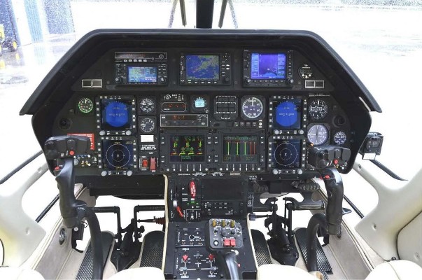 2005 Agusta AW109S Grand — photo 5