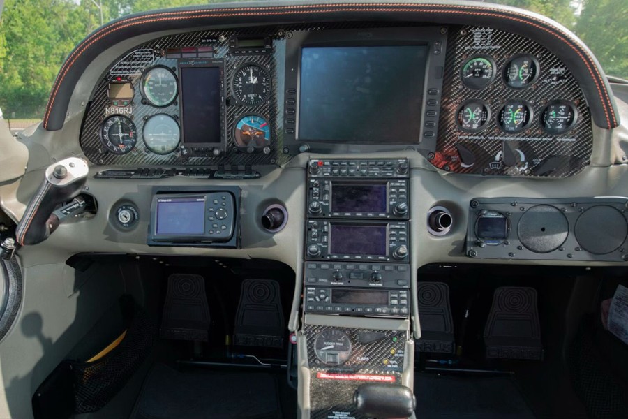 2001 Cirrus SR22 G1, photo 17