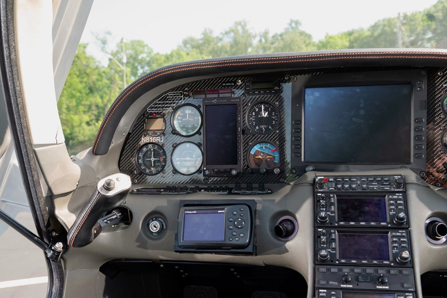 2001 Cirrus SR22 G1, photo 18