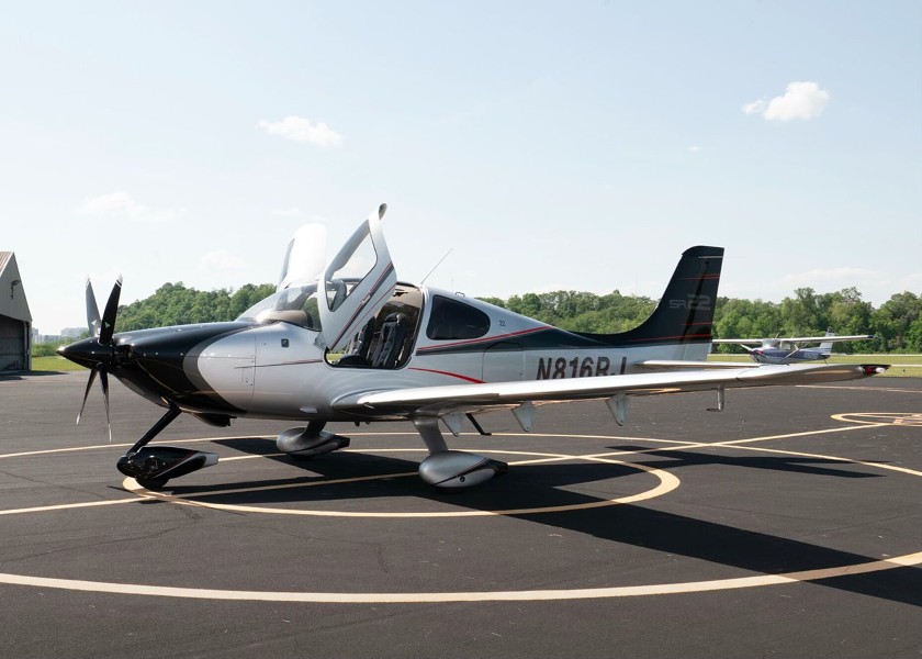 2001 Cirrus SR22 G1, photo 2