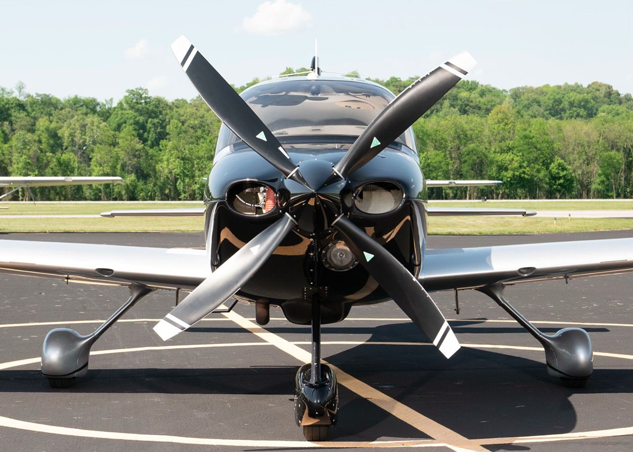 2001 Cirrus SR22 — photo 4