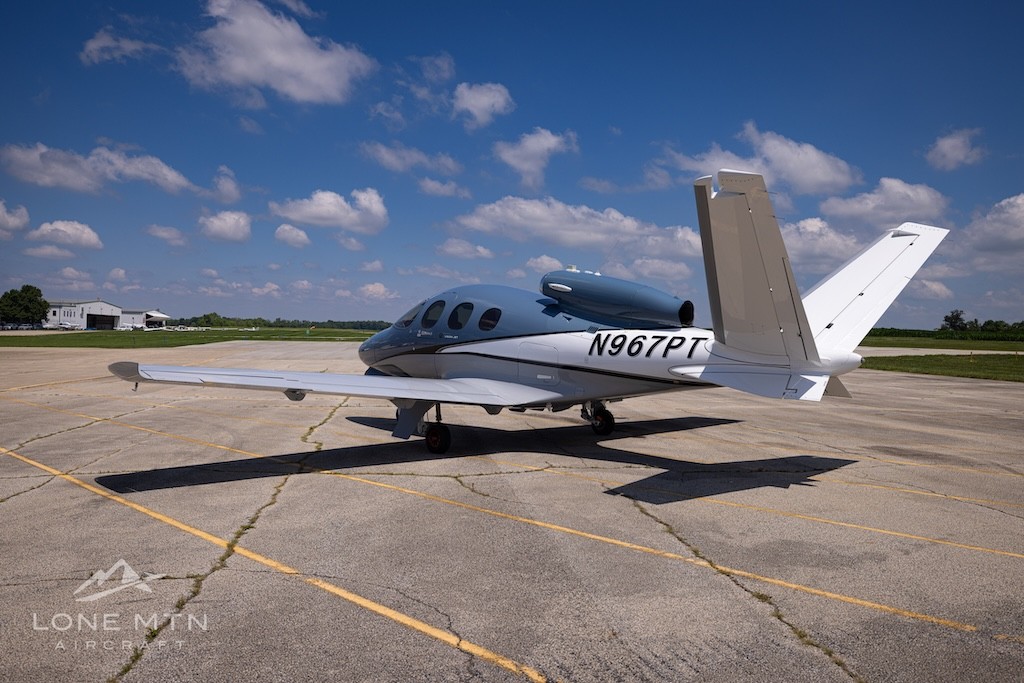 2018 Cirrus Vision SF50 — photo 3