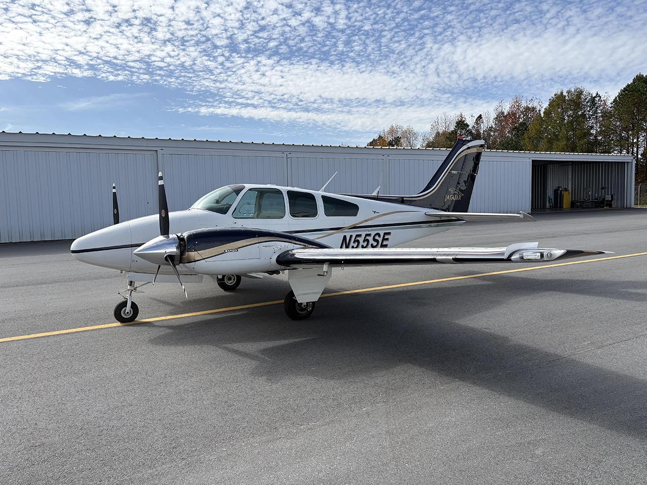 1968 Beech Baron B55 — photo 2