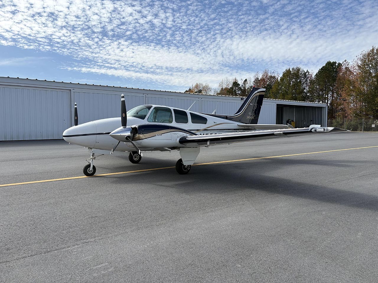 1968 Beech Baron B55 — photo 3