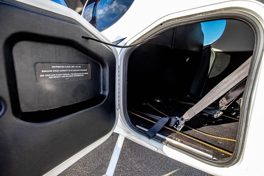 2007 Cirrus SR22T, photo 12