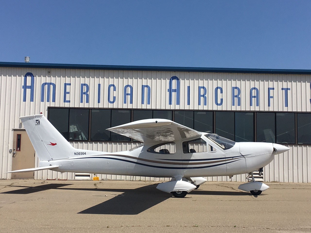 1969 Cessna 177 — photo 2