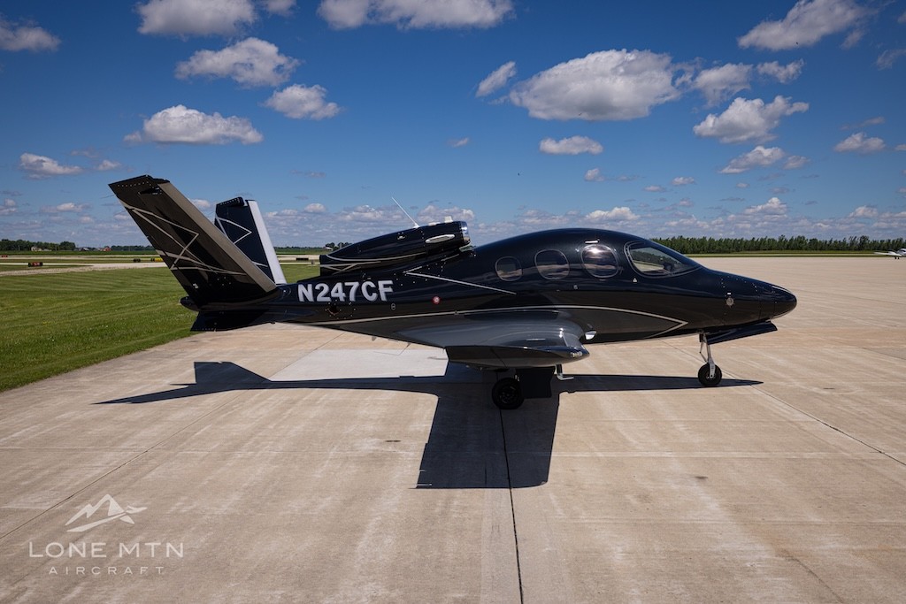2024 Cirrus Vision SF50 — photo 2