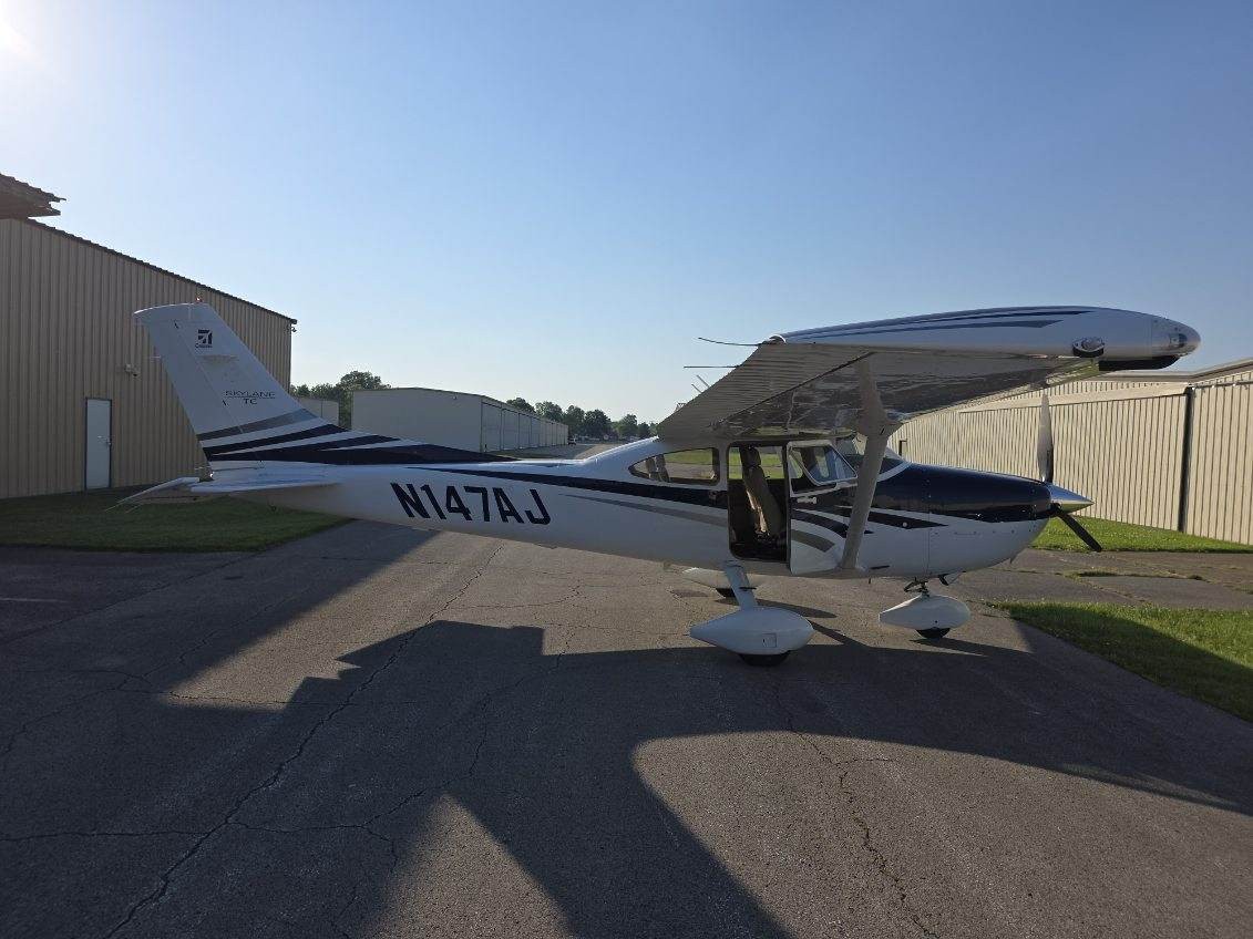 2006 Cessna 182T — photo 5