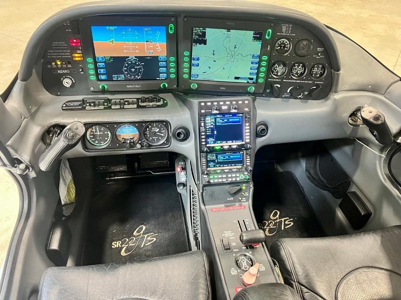 2005 Cirrus SR22-G2 GTS, photo 20