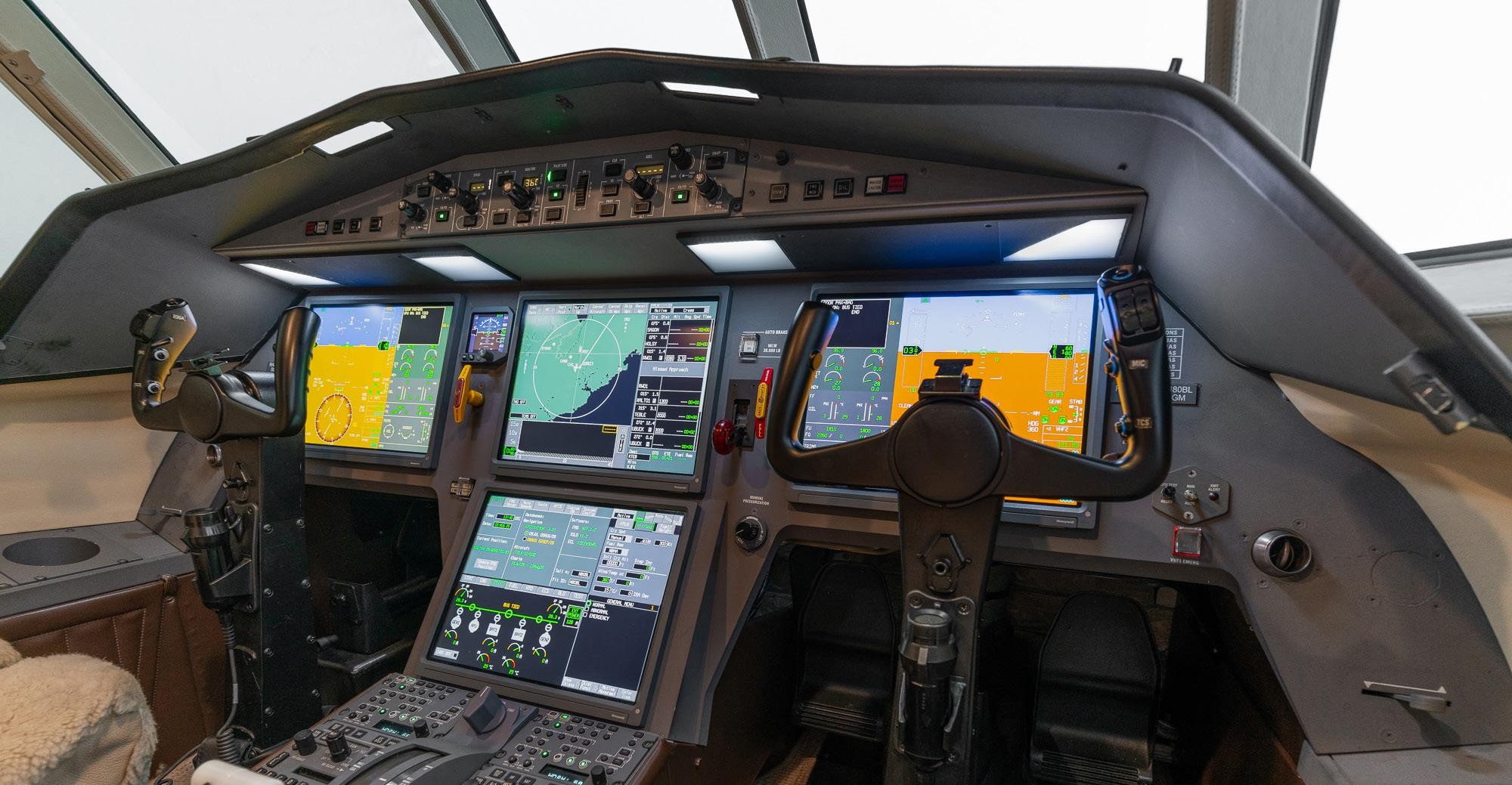 DASSAULT FALCON 2000LX 5