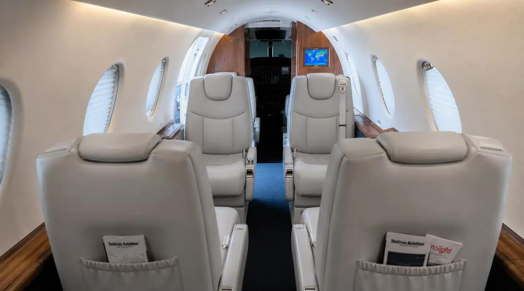 1999 Beech Beechjet 400A — photo 2