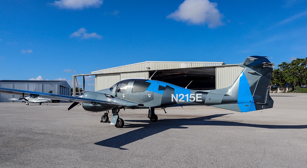 2021 Diamond DA62 — photo 4