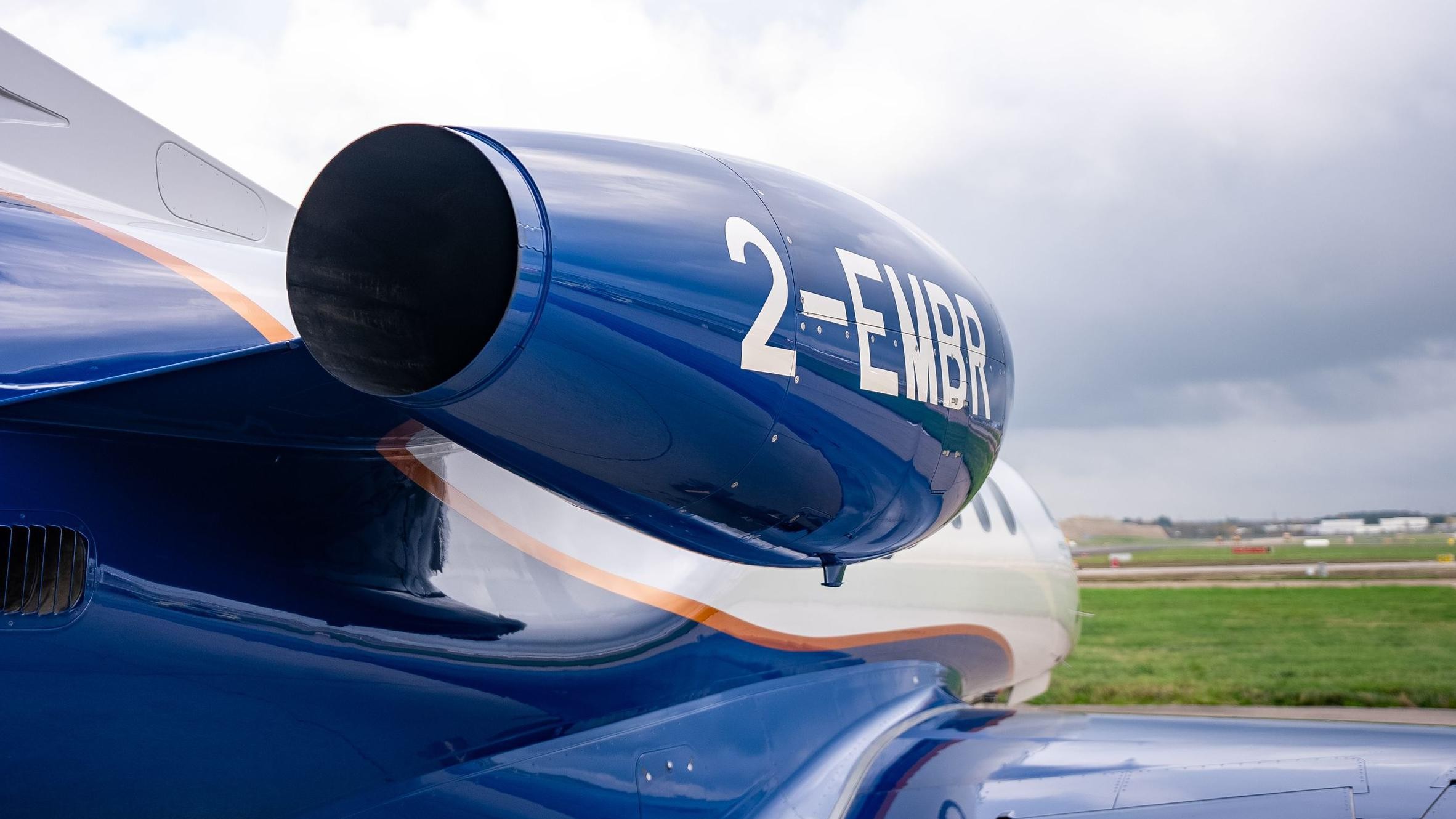 2019 Embraer Phenom 300 — photo 5