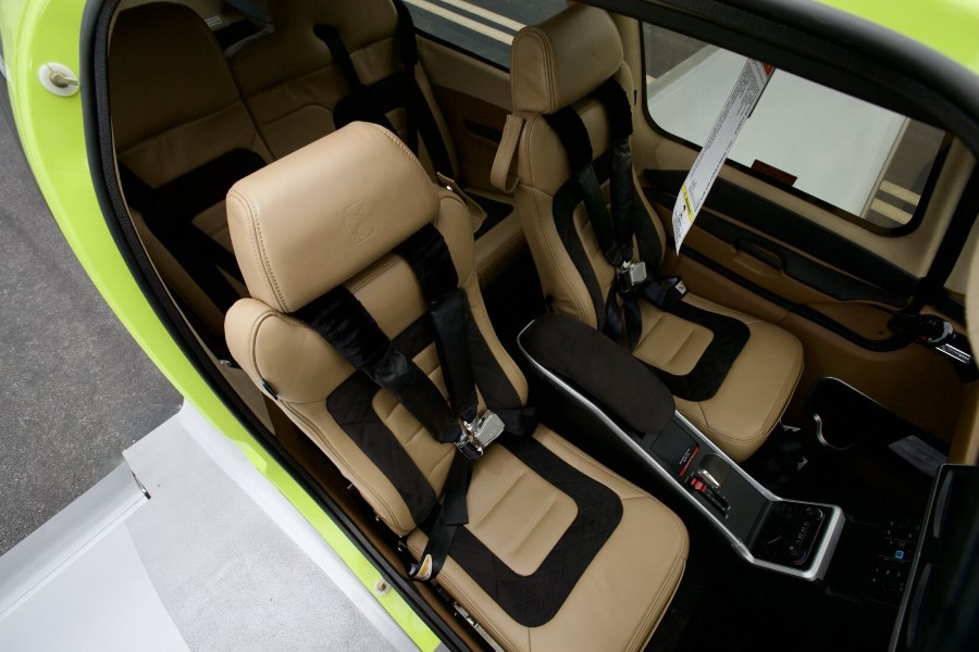 2025 Cirrus SR22-G7 + GTS (N8230), photo 12