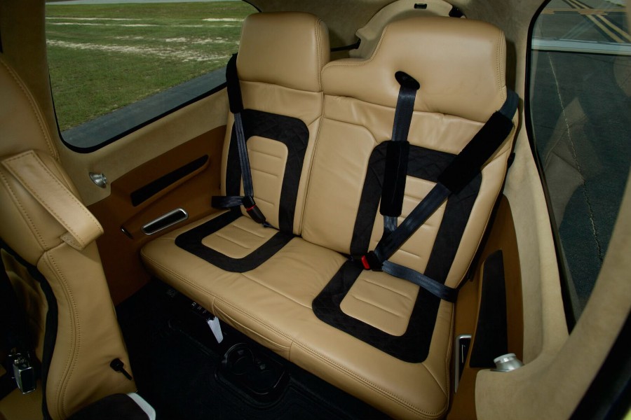 2025 Cirrus SR22-G7 + GTS (N8230), photo 13