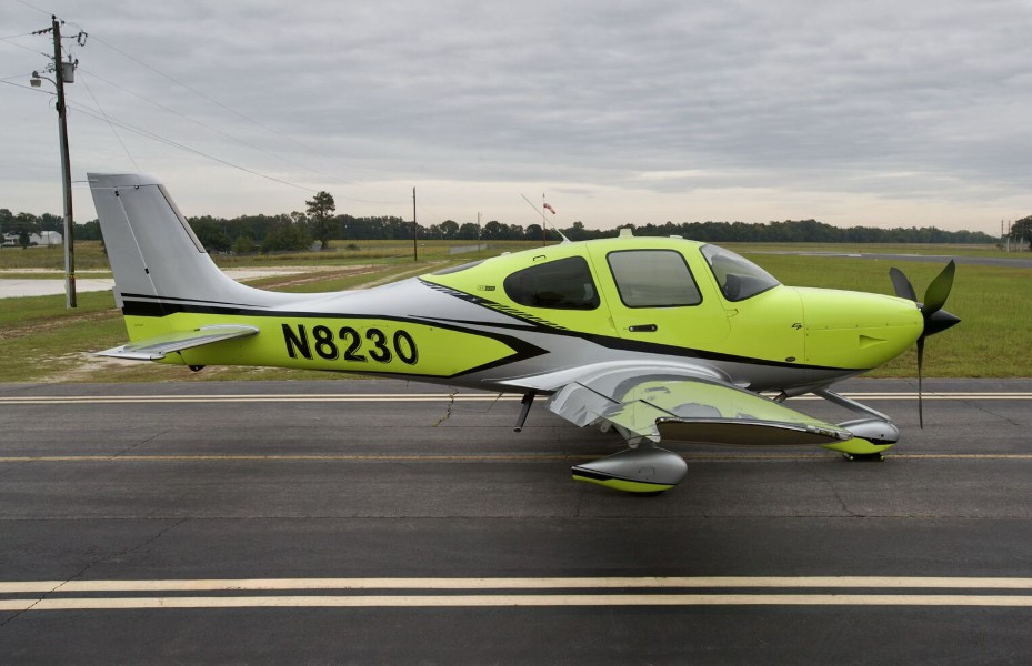 2025 Cirrus SR22-G7 + GTS (N8230), photo 5