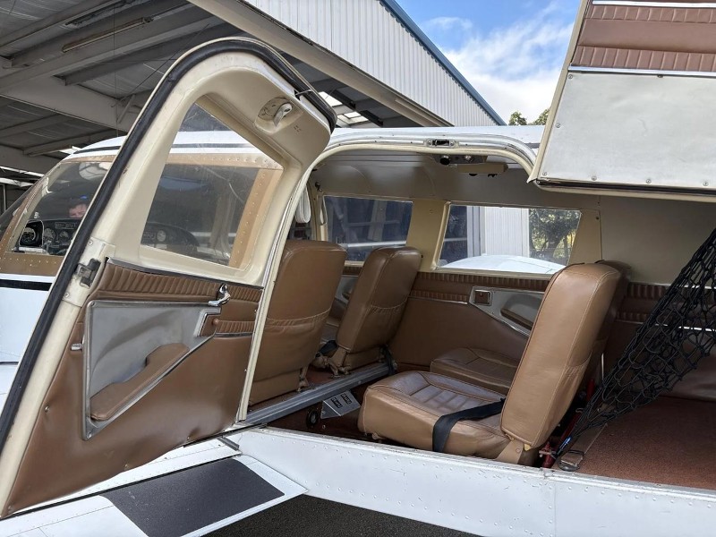 1967 Piper Cherokee Six 300, photo 6