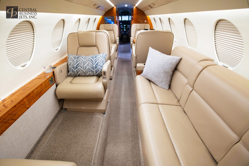 2003 Falcon 50 — photo 5