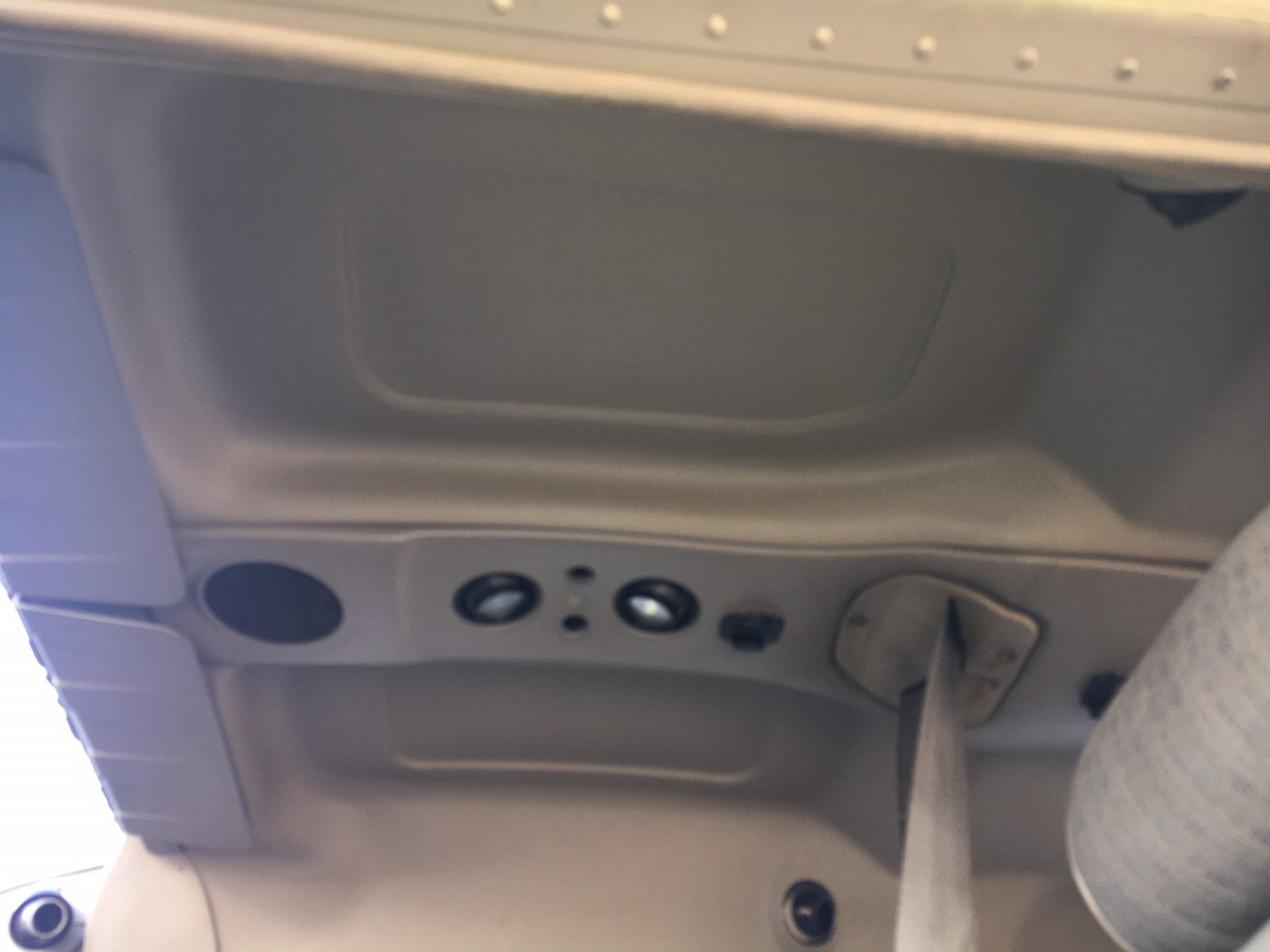 1999 Cessna 172R — photo 5