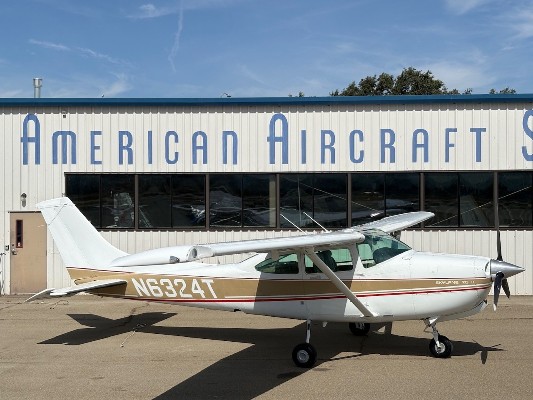 1984 Cessna TR182RG — photo 3