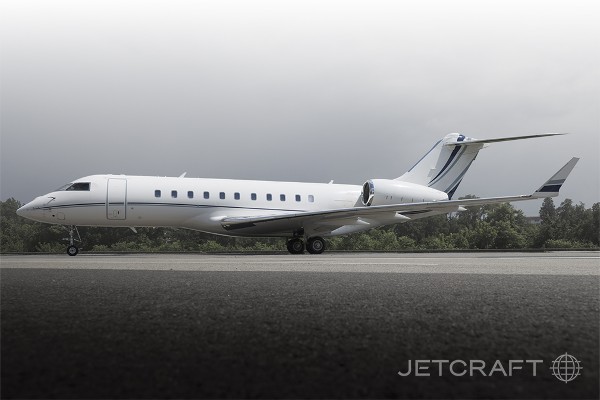 2017 Bombardier Global 5000 — photo 1
