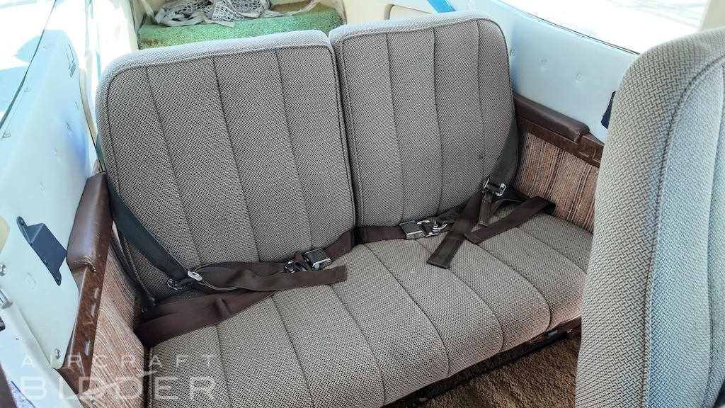 1985 Cessna 182R — photo 5