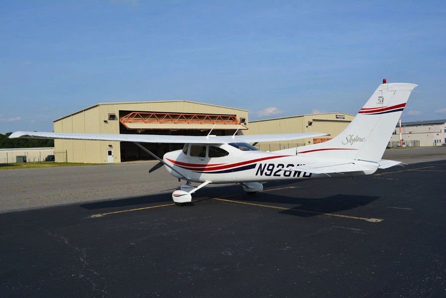 2000 Cessna 182S, photo 8