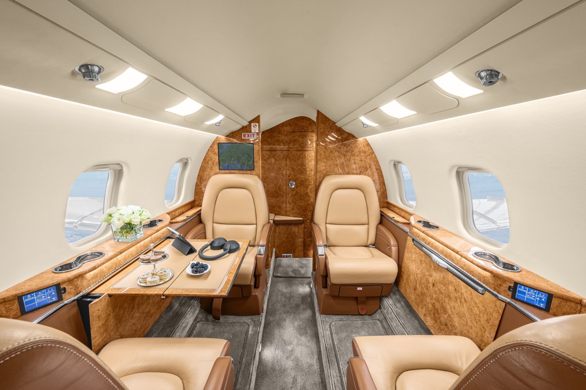 2007 Learjet 60 — photo 4