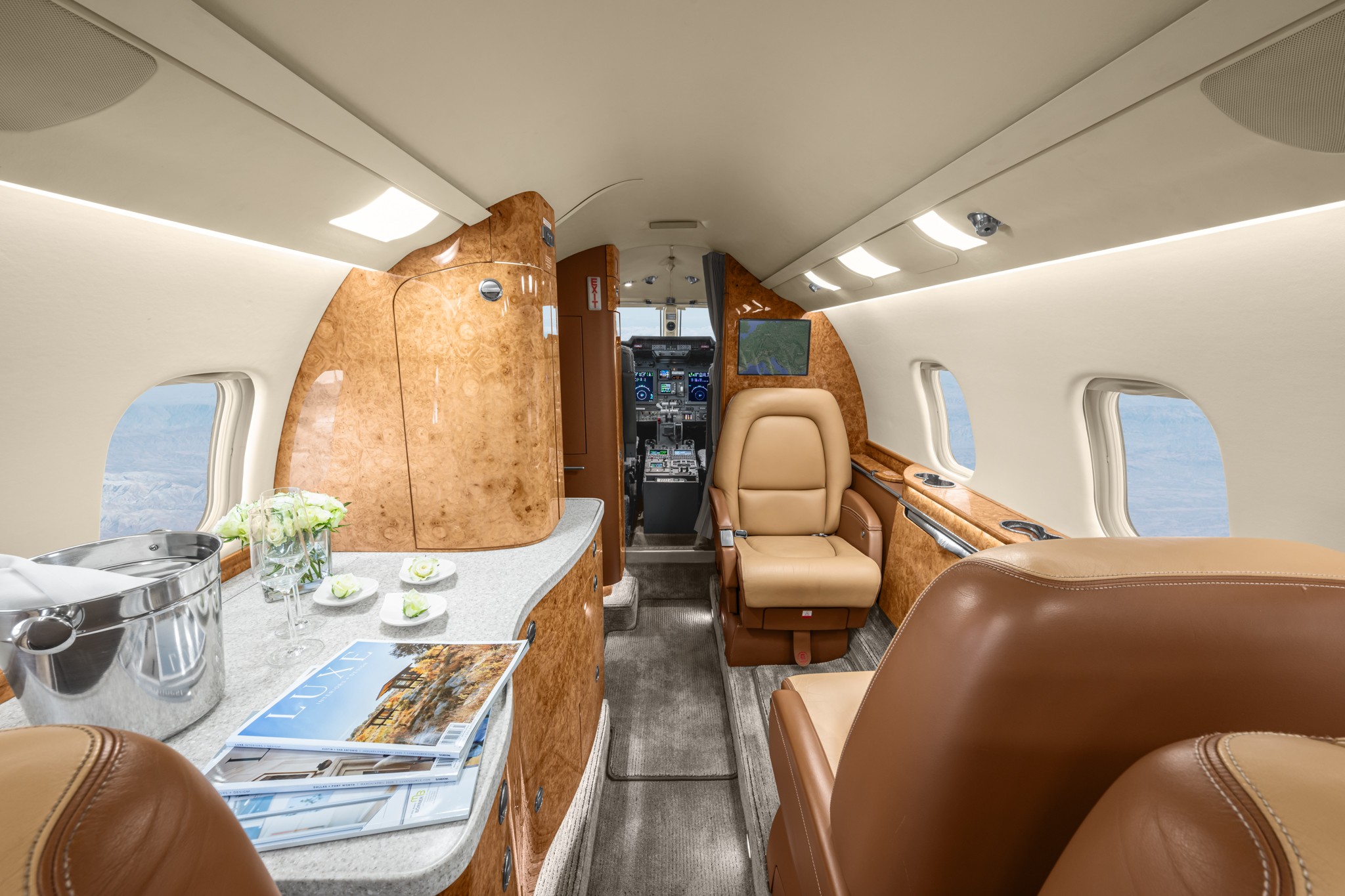 2007 Learjet 60 — photo 5