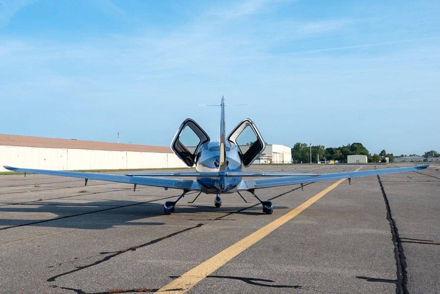 2021 Cirrus SR22T-G6 GTS (N322AJ), photo 8