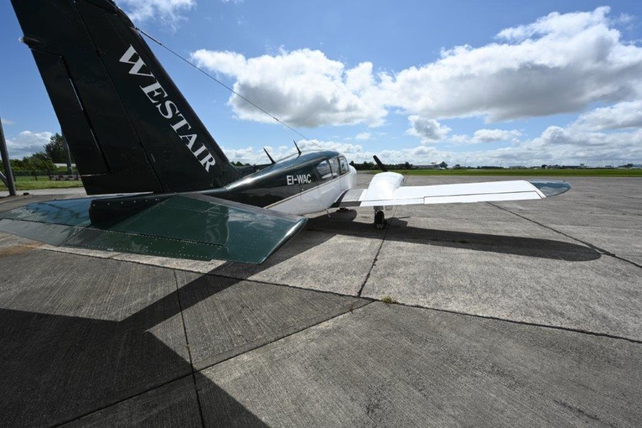 1971 Piper Aztec PA-23-250E, photo 6