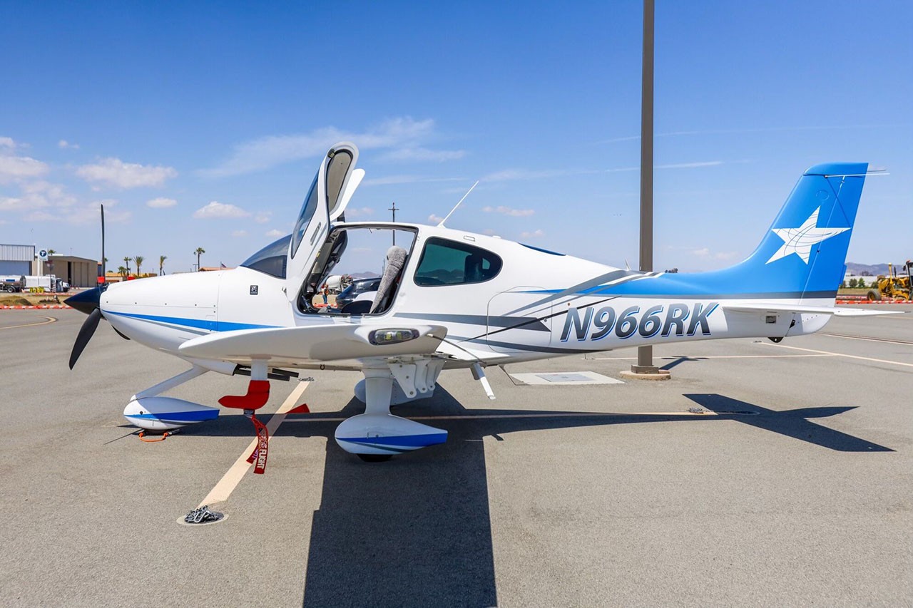 2016 Cirrus SR20-G3 — photo 2