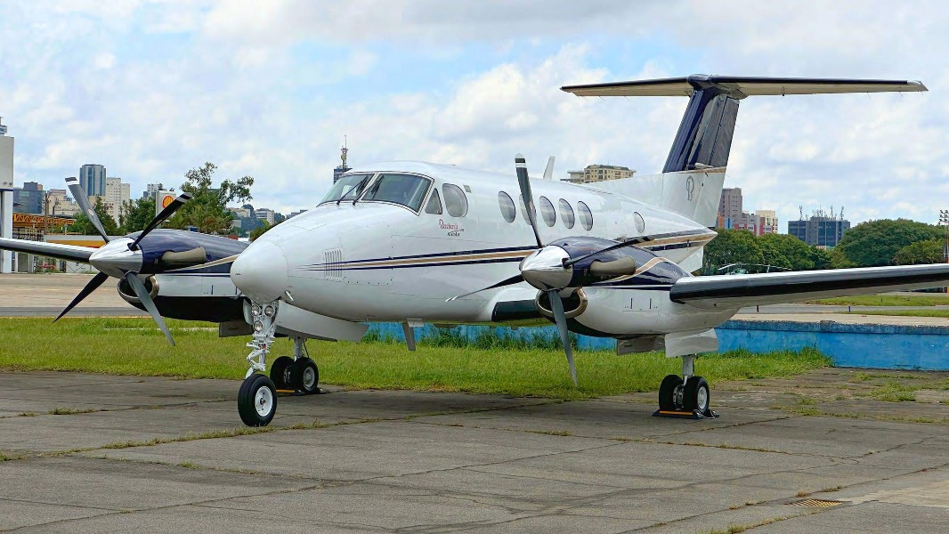 2007 Beechcraft Beech King Air B200, photo 4