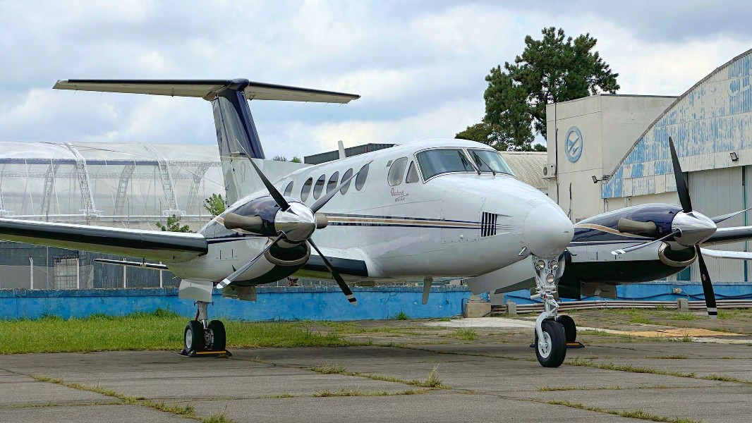 2007 Beechcraft Beech King Air B200, photo 9