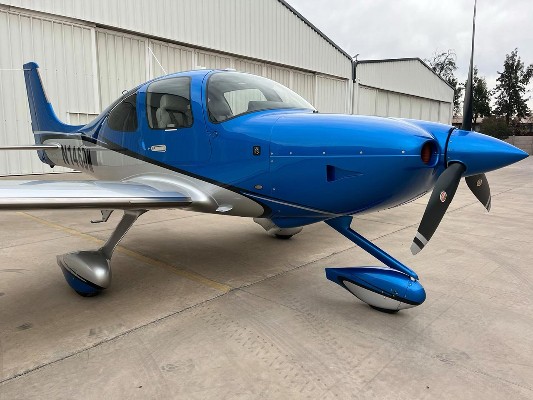 2024 Cirrus SR22 — photo 4
