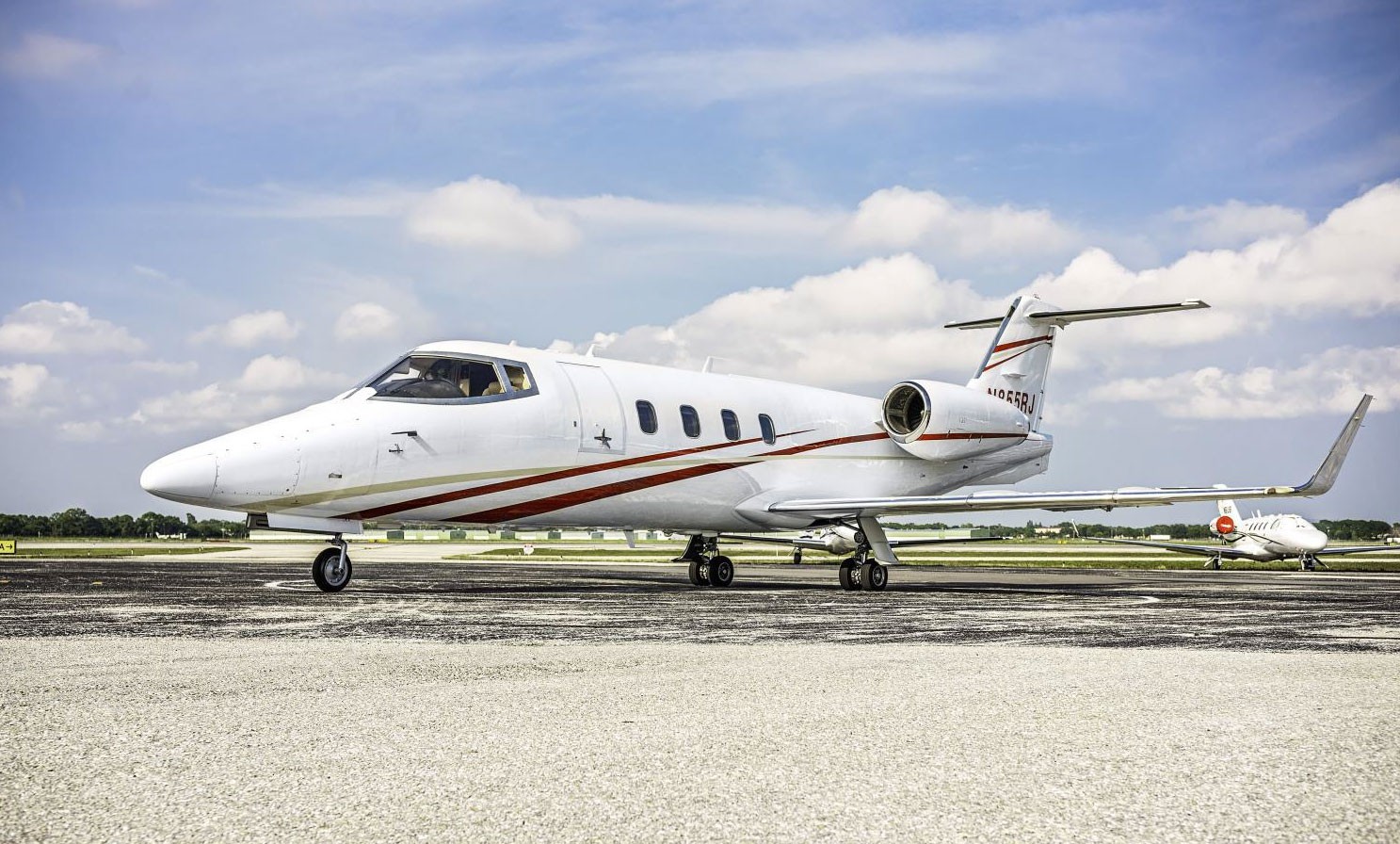 1981 Learjet 55 — photo 2