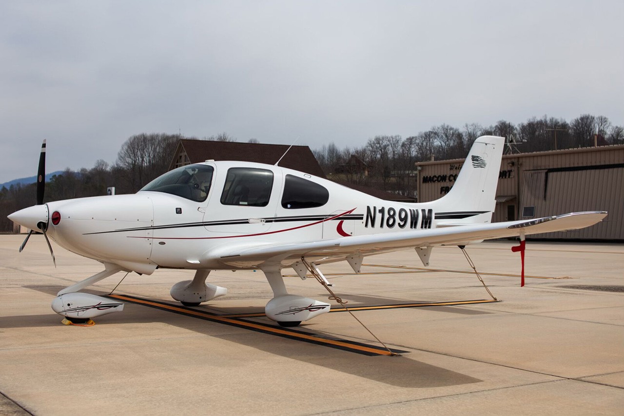 2019 Cirrus SR20 — photo 2
