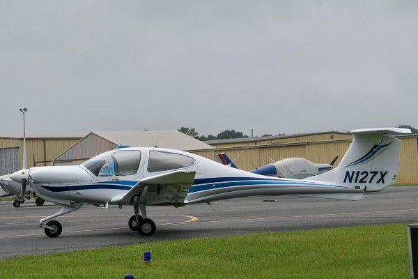 2006 Diamond DA40 — photo 1