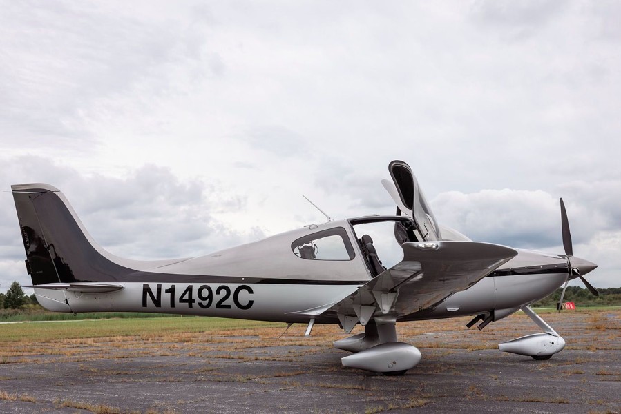 2003 Cirrus SR22 G1 (N1492C), photo 7