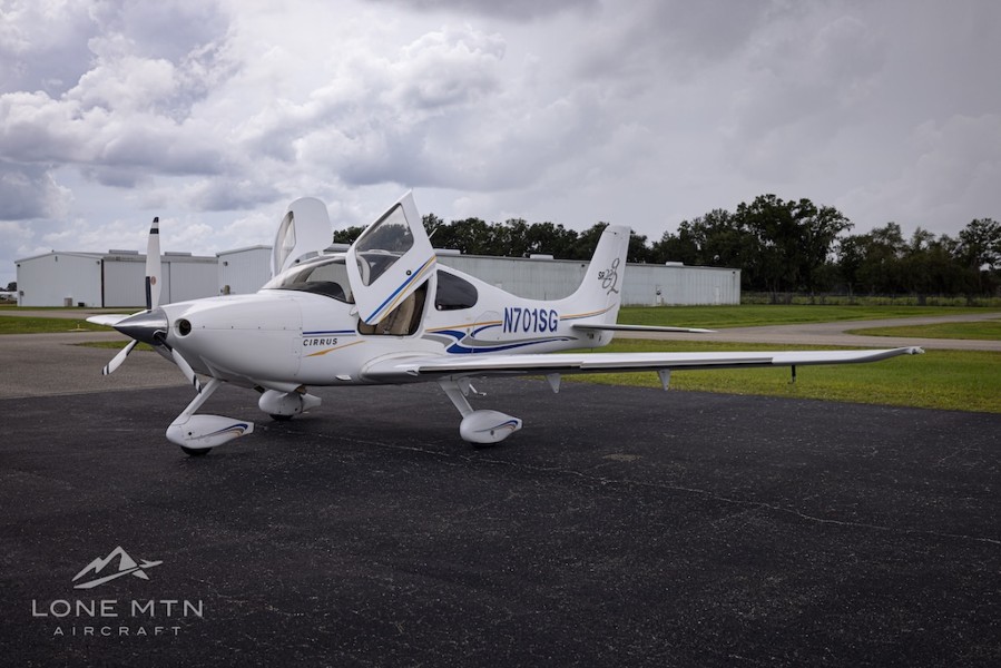 2004 Cirrus SR22-G2 GTS, photo 1