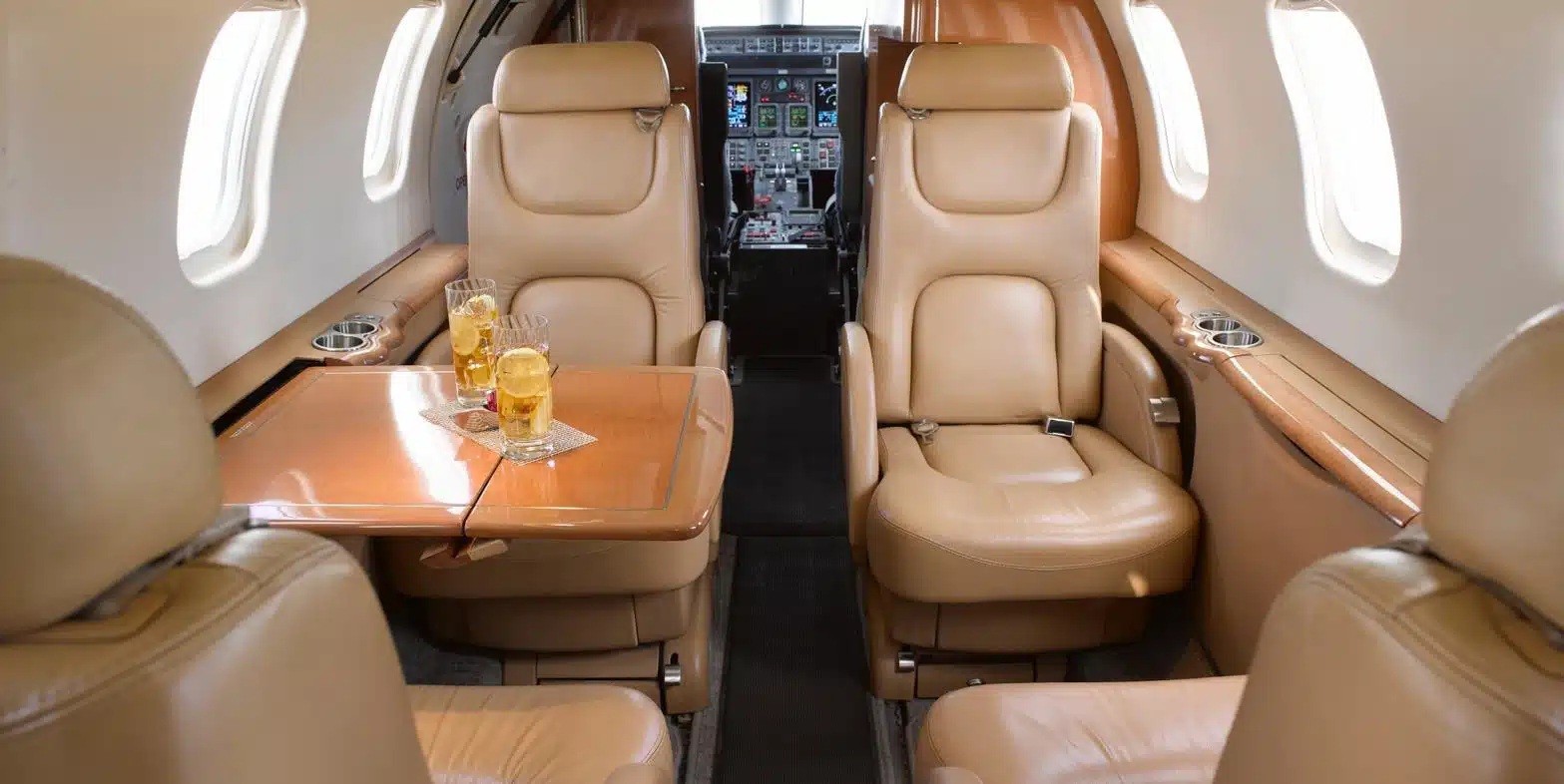 2000 Learjet 45 — photo 2