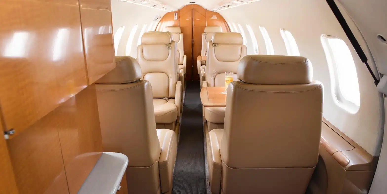 2000 Learjet 45 — photo 3