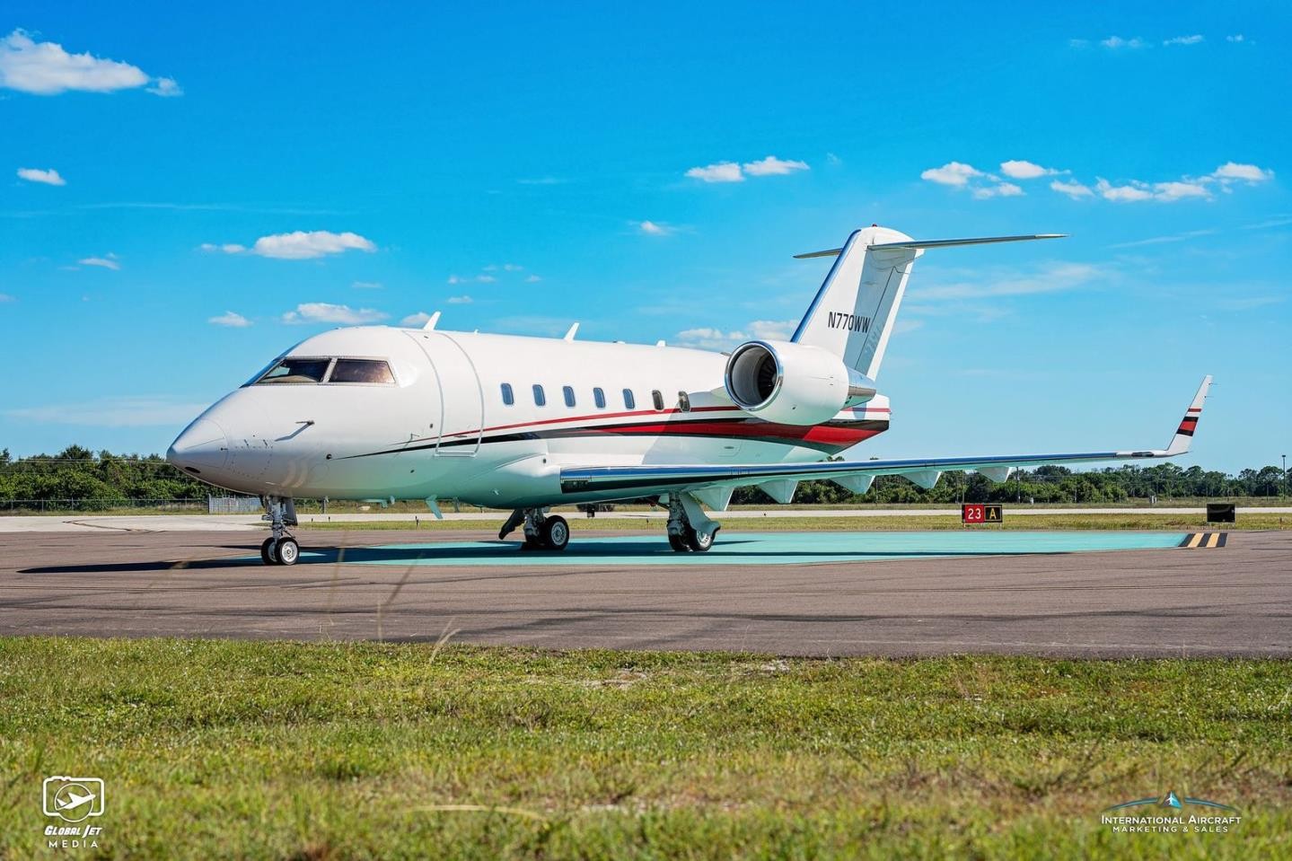 1995 Bombardier Challenger 601-3R — photo 2