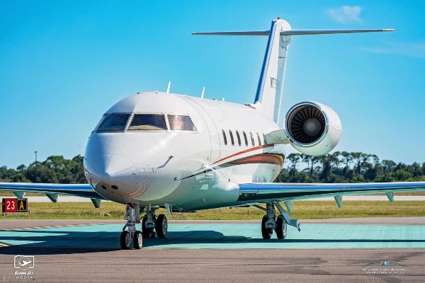 1995 Bombardier Challenger 601-3R — photo 3