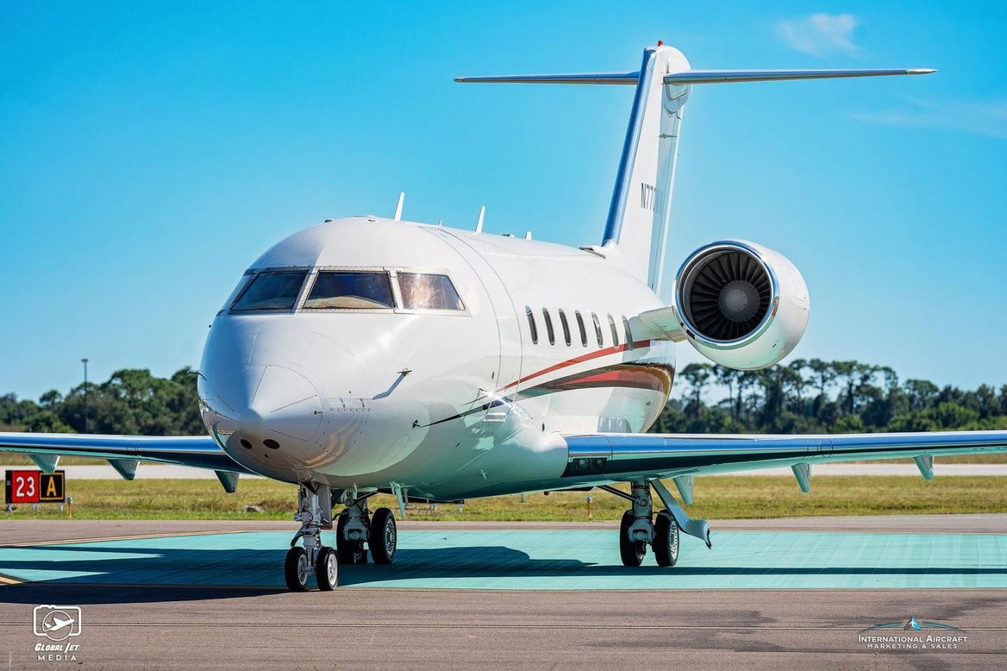 1995 Bombardier Challenger 601-3R — photo 3