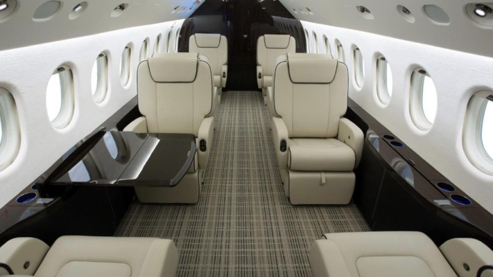 1989 Falcon Falcon 900B — photo 4