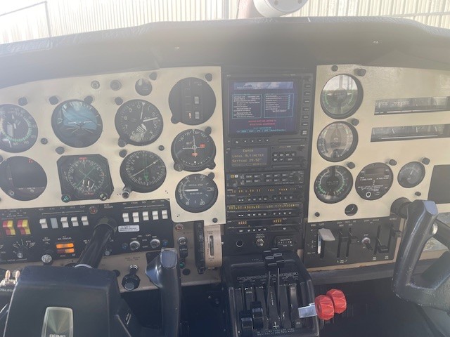 1973 Cessna P337 Reims Rocket, photo 10